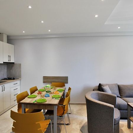 Apartment In City Center Ереван Екстериор снимка