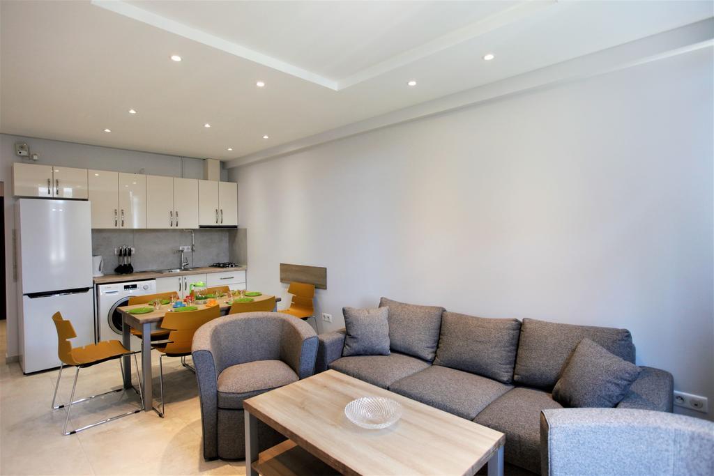 Apartment In City Center Ереван Екстериор снимка